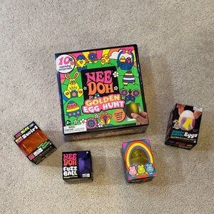 Nee Doh 10 Squishy Surprises Golden Egg Hunt PLUS 4 additional Nee Doh Squishies